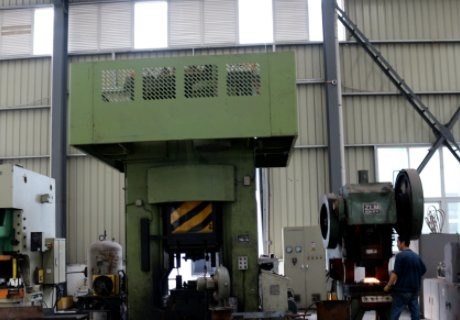 Sichuan Qingjiang Machinery Co., Ltd. lini produksi pabrikan